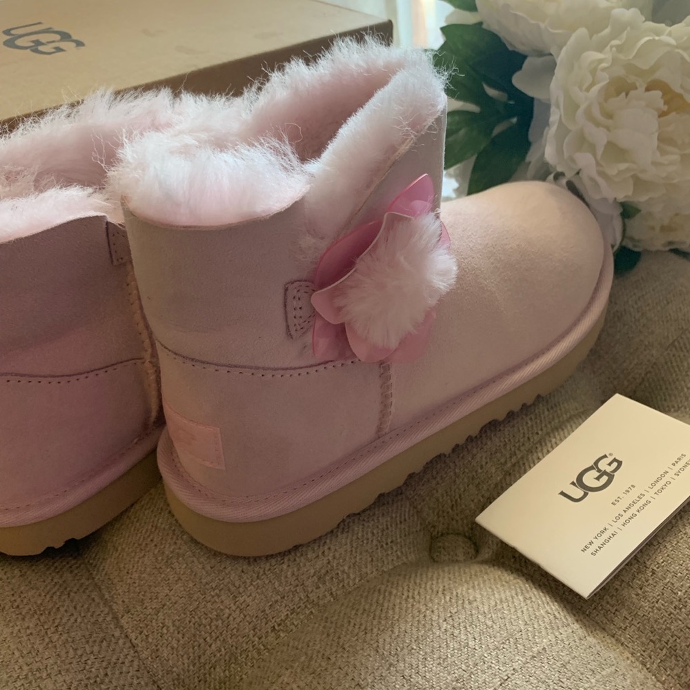 Big Girl's Boots - UGG